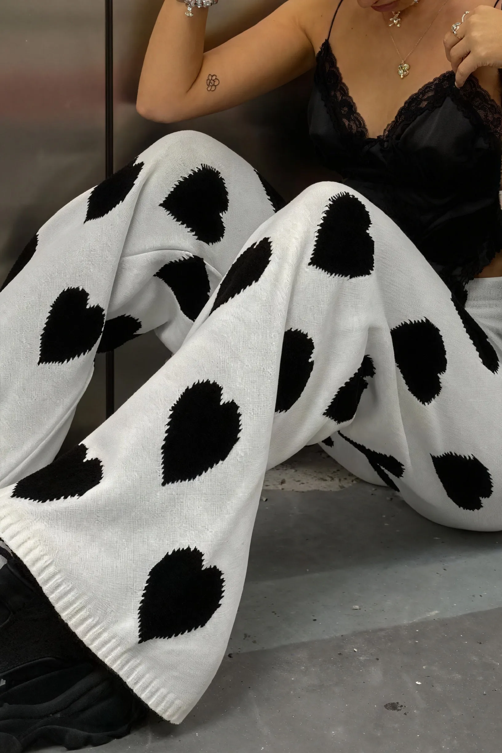 Wide-Leg Knit Pants with Heart Pattern