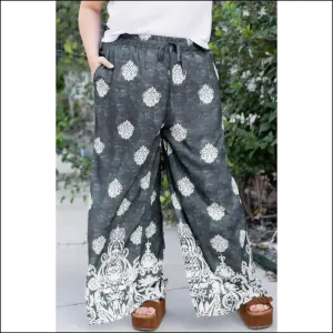 Wide Leg Pants: Black Bohemian Bliss for  Fabulous Curves! Needful Things 😜