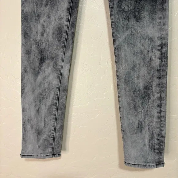 Wildfox Marianne Cosmic Acid Wash Gray White Skinny Mid Rise Jeans Stretch 27