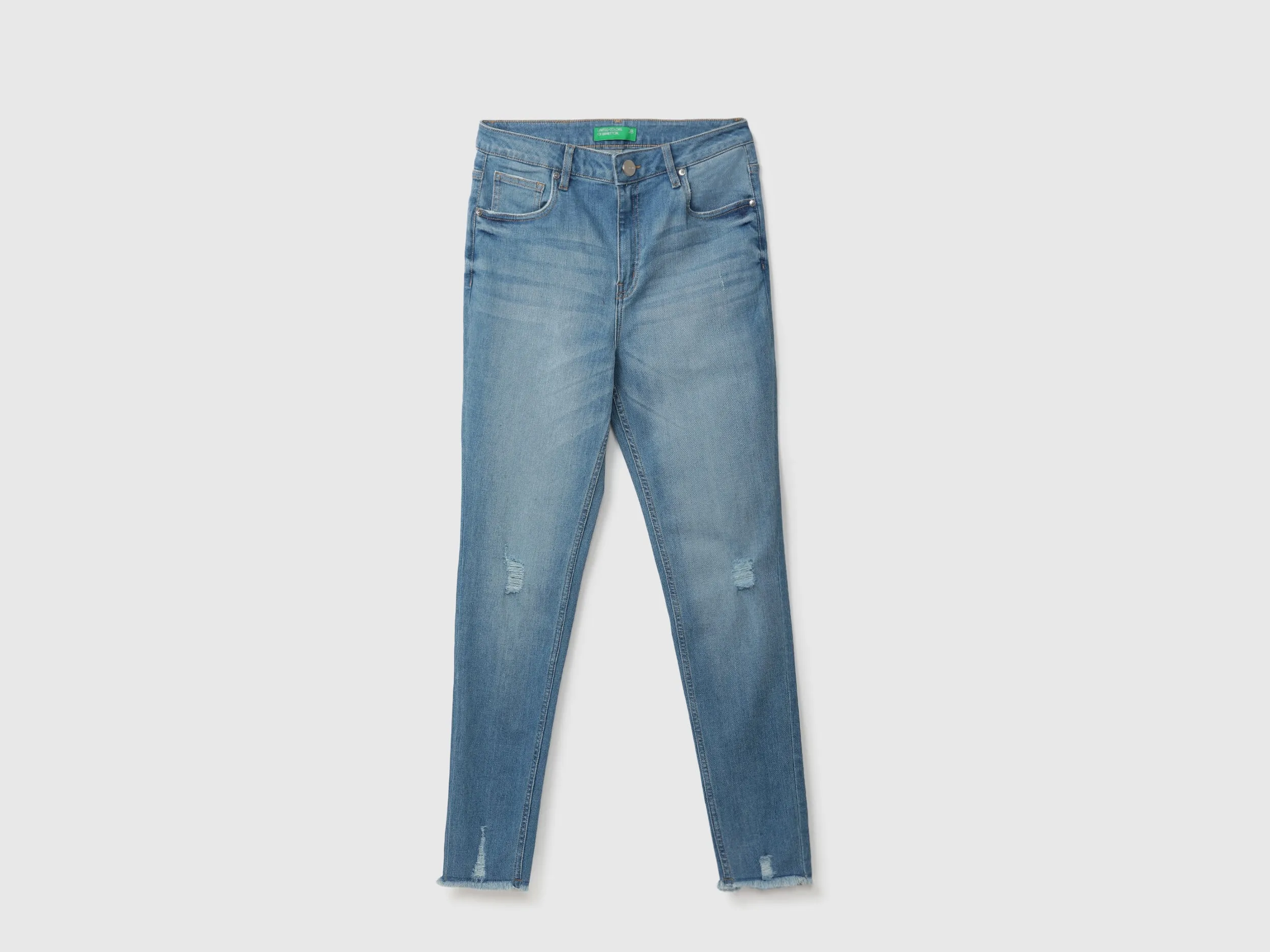 Women Solid Skinny Fit Jeans