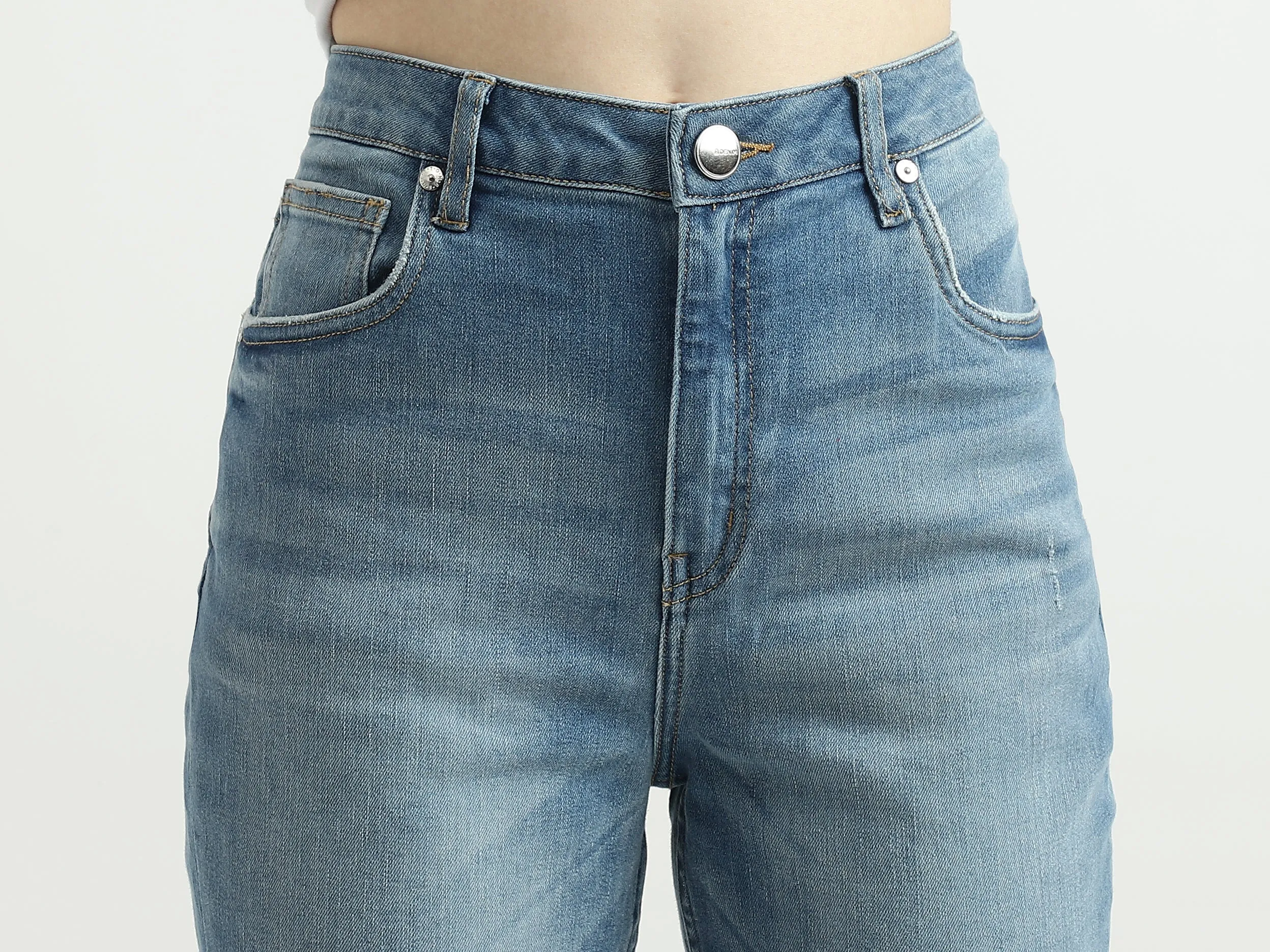 Women Solid Skinny Fit Jeans