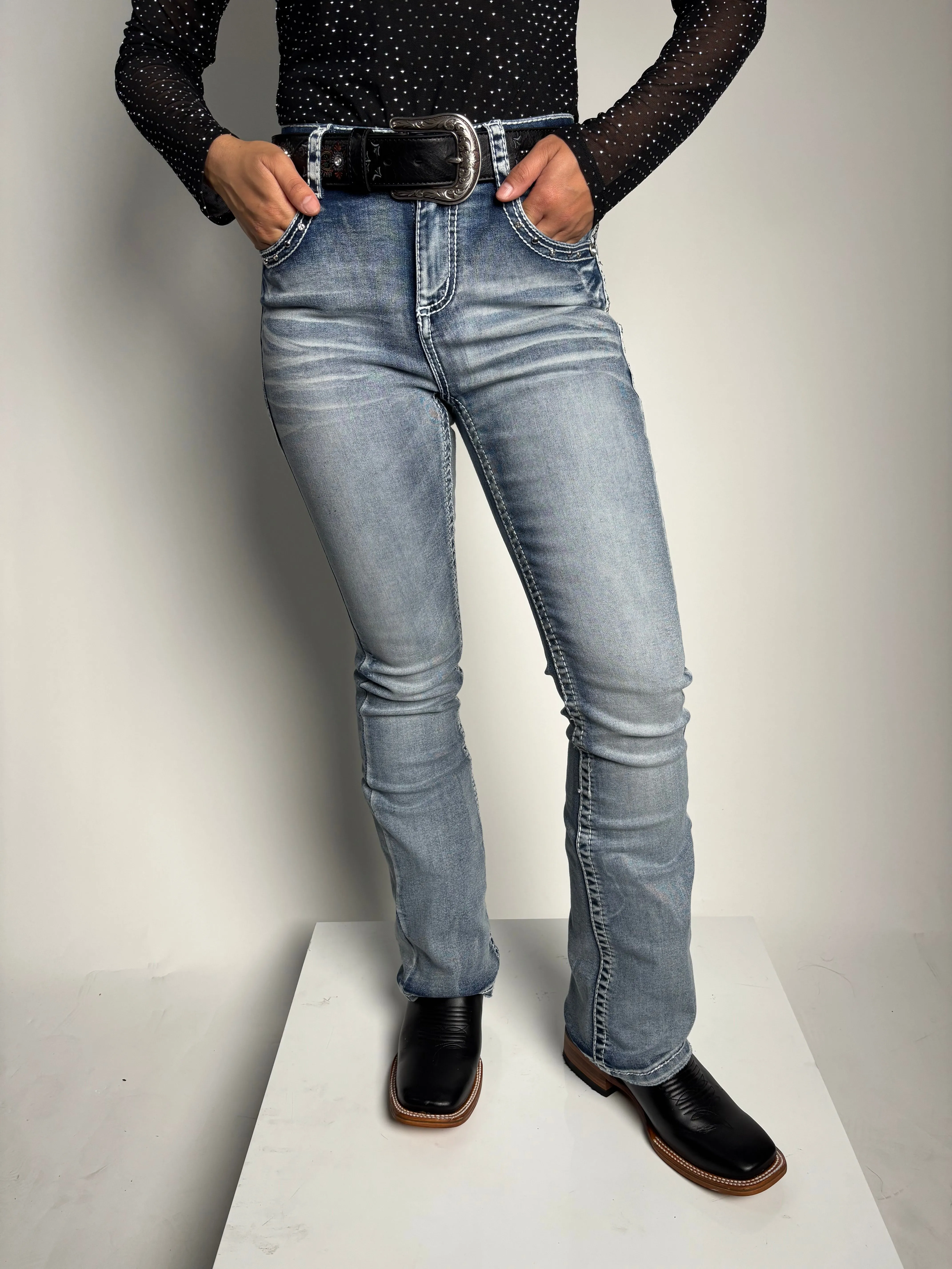 Women's Mid Rise Rose Rhinestone Stretch Bootcut Jeans - Xecondo
