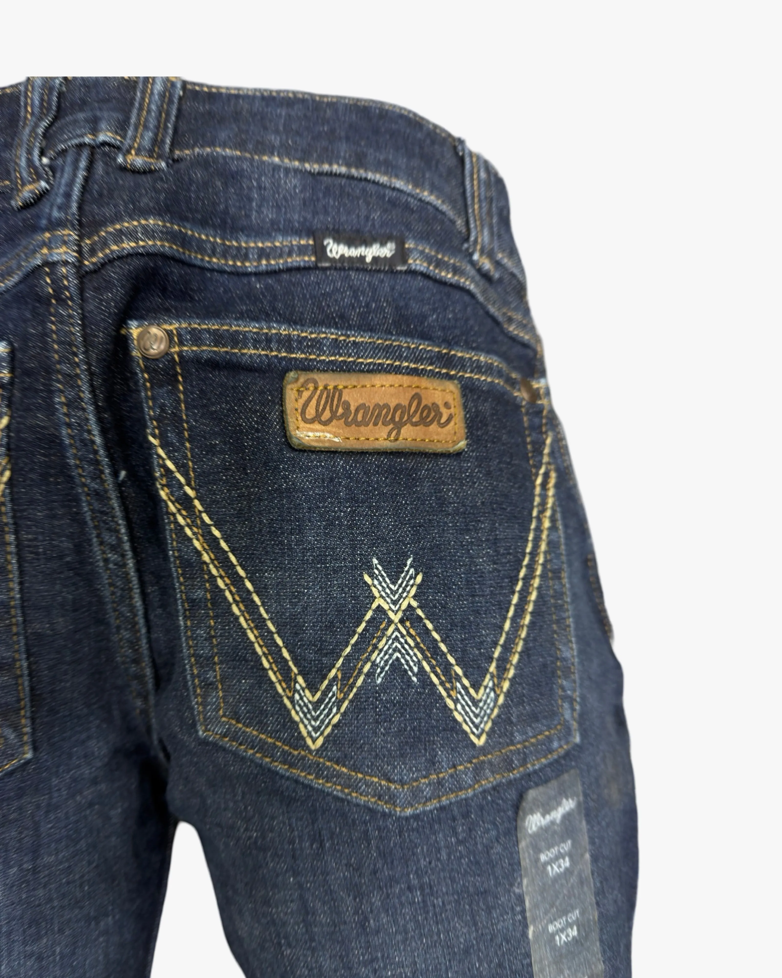 Wrangler w28l32