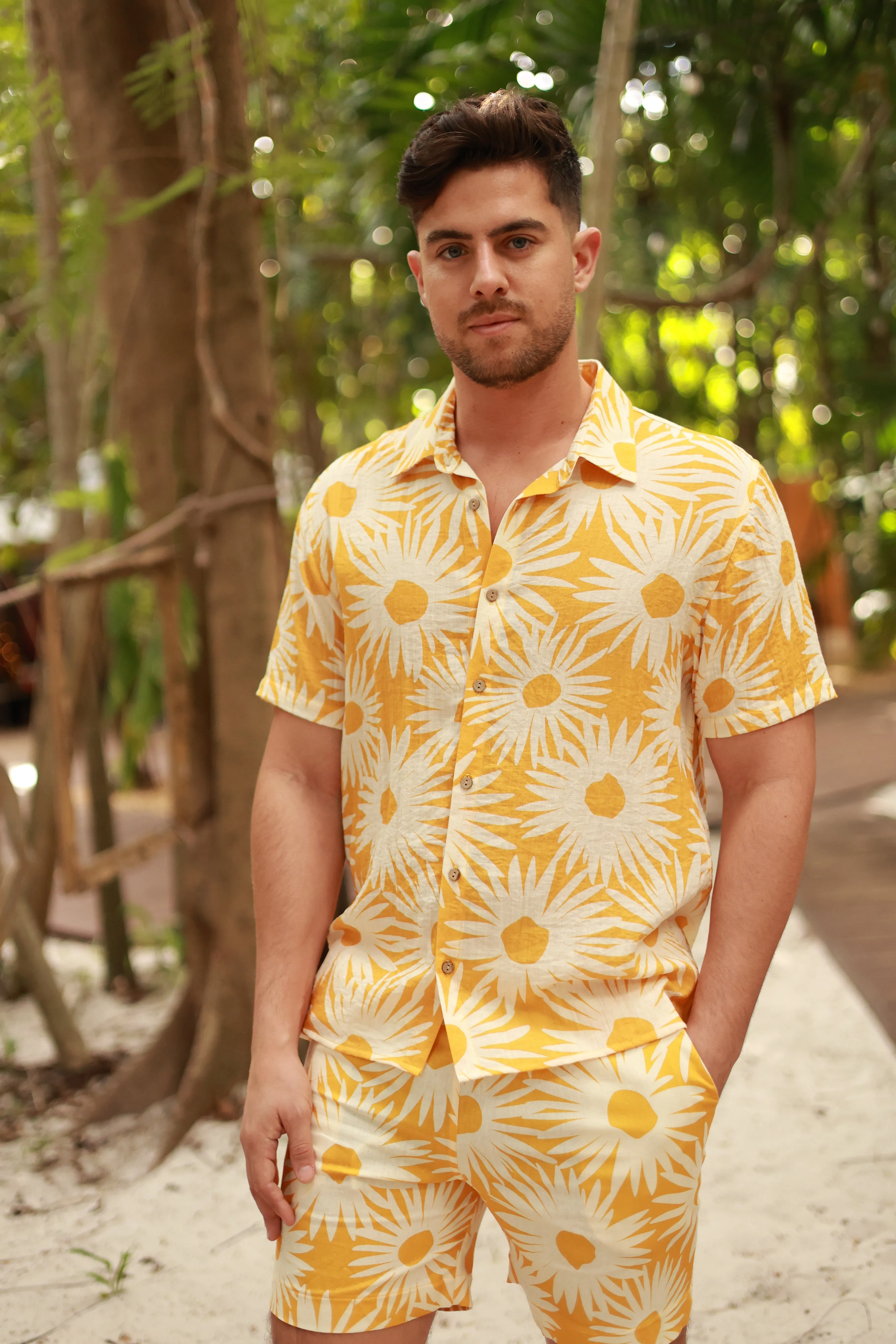 YELLOW LINEN PRINTED SHORTS